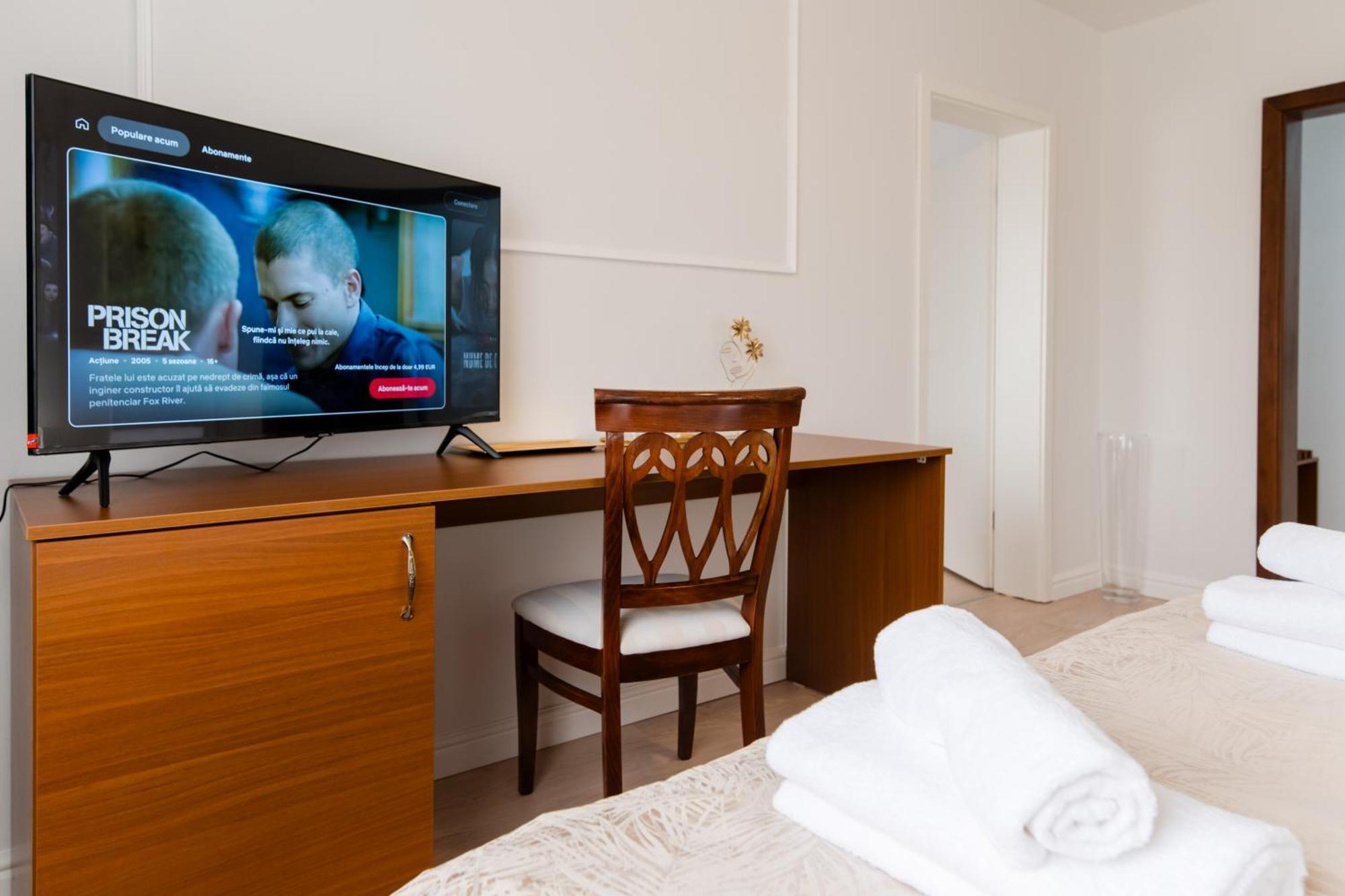 Hotel Royal Plaza By Timhotels Timisoara Bagian luar foto